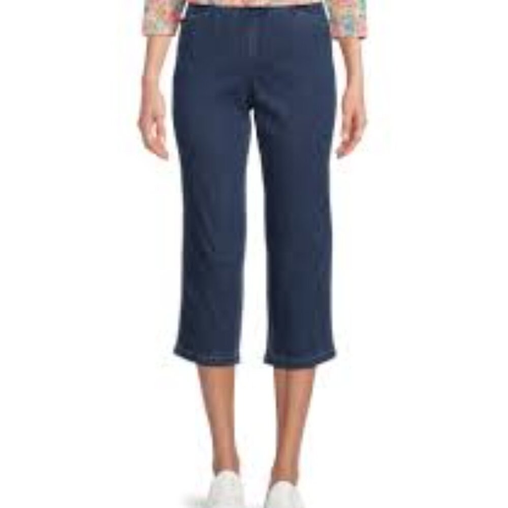NWT Intro Daisy Capri Power Stretch Jeans in Medium Wash - Size 6